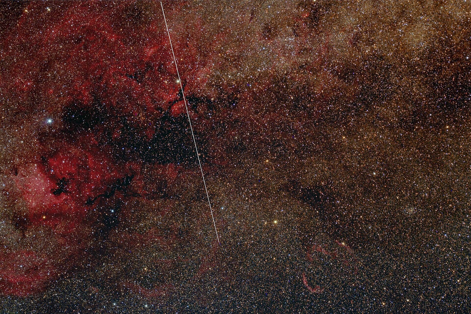 Kineska svemirska postaja Tiangong prelazi preko zviježđa Labuda